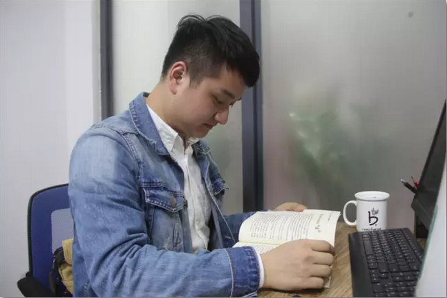 情人节之夜,他们与书